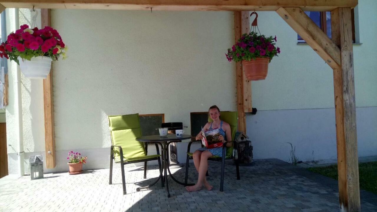 Ferienwohnung Nimm Dir Zeit Гінтергермсдорф Екстер'єр фото